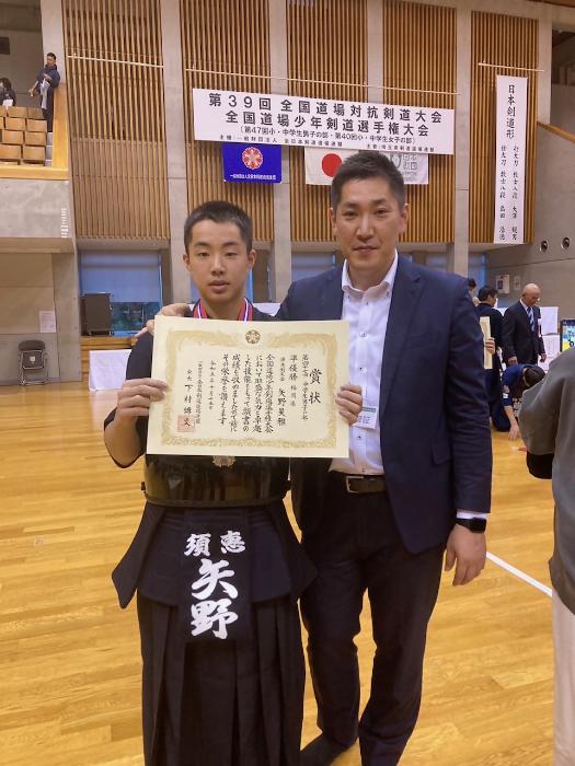 準優勝した矢野 昊雅選手(写真左)