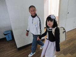 須恵第三小学校　93人